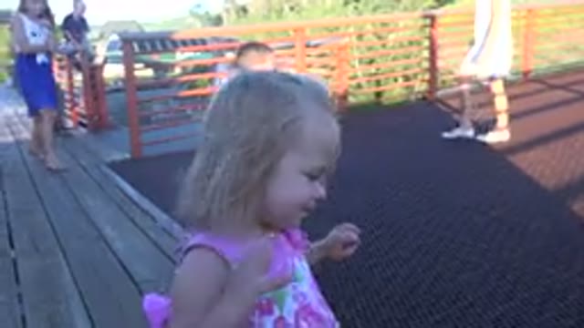 MESA COLORADO-2016: Girl Crossing Mountain Bridge