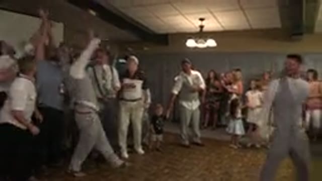 MESA COLORADO-2016: Friends And Family Member Of The Bride And Groom Are Having