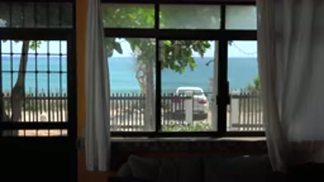 GRAND JUNCTION COLORADO-2017: Ocean View From Inside House With Yard