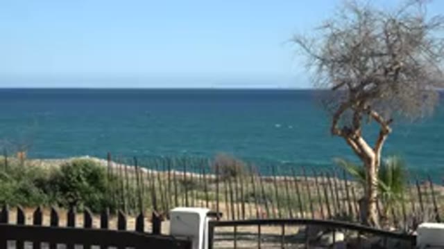 GRAND JUNCTION COLORADO-2017: Amazing Balcony Footage During The Day With The Ocean And Waves