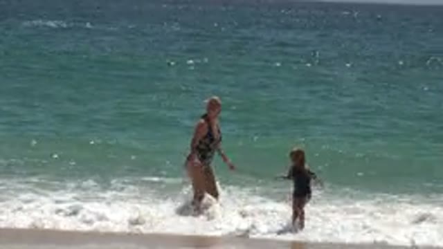 CABO SAN LUCAS MEXICO-2019: Comfortable Summer Outfits For The Family