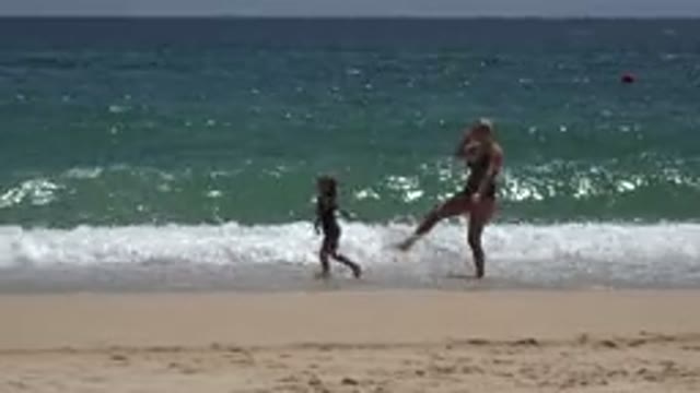 CABO SAN LUCAS MEXICO-2019: Cheerful Family Beach Day