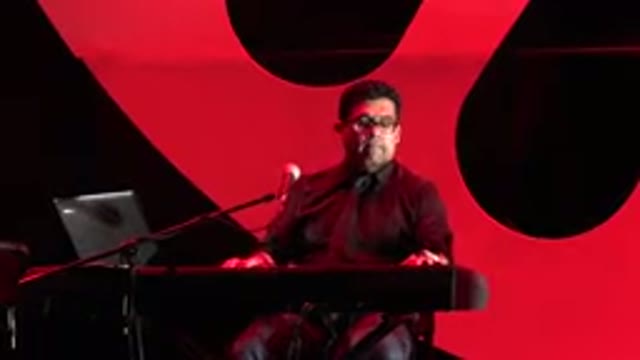 CABO SAN LUCAS MEXICO-2019: Piano Player Music Presentation With Stage Show Man