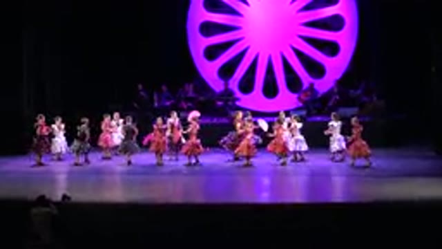 CABO SAN LUCAS MEXICO-2019: Little Girls Dancing To Entertain The Crowd