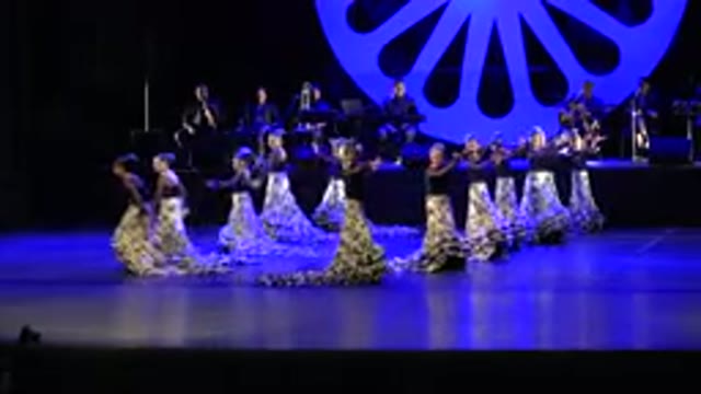 CABO SAN LUCAS MEXICO-2019: Happy Dance Performance For Everyone