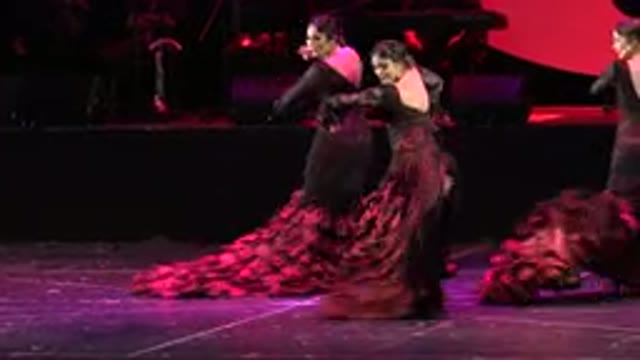 CABO SAN LUCAS MEXICO-2019: A Classy Dance Performance in an Elegant Indoor Setting