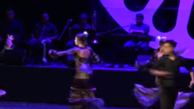 CABO SAN LUCAS MEXICO-2019: Beautiful Women Twirls Wonderfully