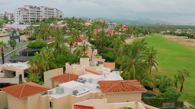 SAN JOSE DEL CABO BCS MEXICO-2021: Residential Area with Palm Trees and Green Field