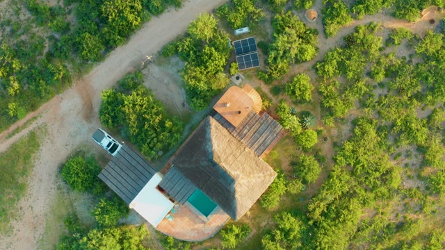 CABO PULMO BCS MEXICO-2021: Thatched House with Shifting Sunlight Shadows