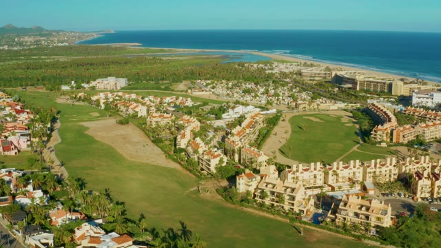 SAN JOSE DEL CABO BCS MEXICO-2021: Coastal Resort and Golf Course Aerial Pan