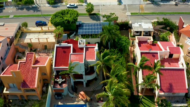 SAN JOSE DEL CABO BCS MEXICO-2021: Residential Neighborhood with Pool and Passing Cars