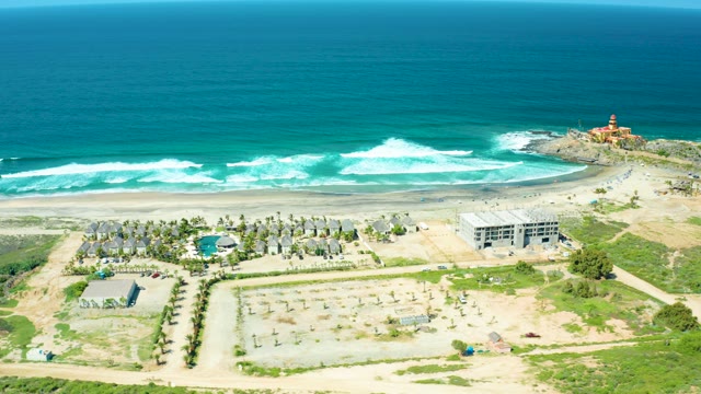 CERRITOS BEACH BCS MEXICO-2021: Beachfront Resort with Ocean Waves and Buildings