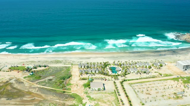 CERRITOS BEACH BCS MEXICO-2021: Coastal Waves and Beachfront Development
