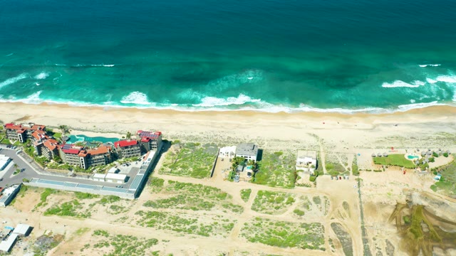 CERRITOS BEACH BCS MEXICO-2021: Beach and Ocean with Shifting Waves and People
