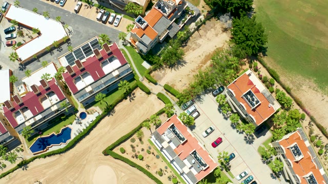 SAN JOSE DEL CABO BCS MEXICO-2021: Residential Neighborhood with Pools and Parking Lots