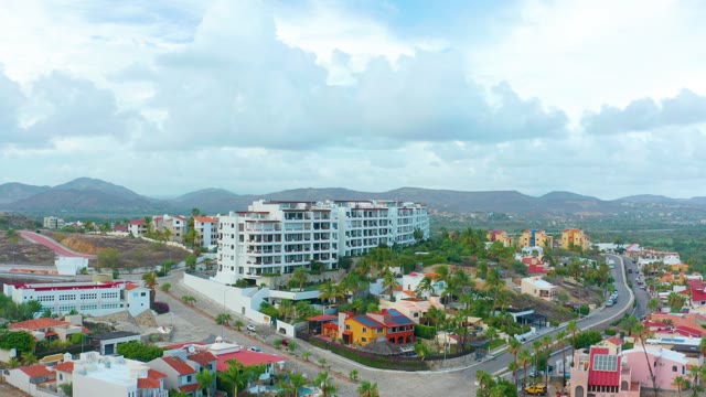 SAN JOSE DEL CABO BCS MEXICO-2021: Residential Neighborhood with Palm Trees and Mountain View
