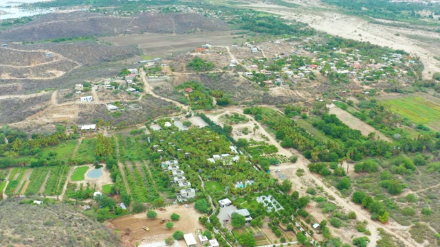 LA PLAYITA LOS CABOS MEXICO-2021: Rural Community with Farmland and Dry Wash