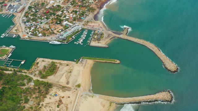 LA PLAYITA LOS CABOS MEXICO-2021: Coastal Harbor Water and Ocean Wave Motion