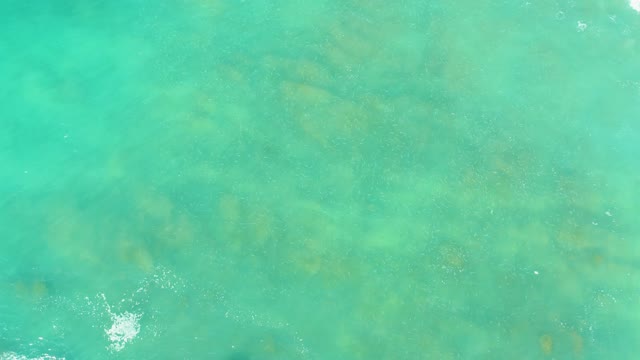 EL TULE BEACH LOS CABOS BCS MEXICO-2021: Clear Turquoise Water with Underwater Formations and Moving Wave