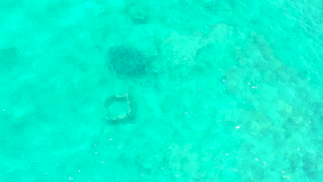 EL TULE BEACH LOS CABOS BCS MEXICO-2021: Submerged Square Frame Moving in Clear Turquoise Water