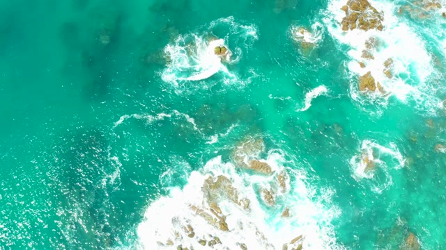 DREAMS LOS CABOS BCS MEXICO-2021: Ocean Waves Breaking Over Rocky Seabed
