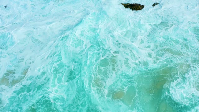MARQUIS LOS CABOS BCS MEXICO-2021: Overhead Ocean Waves Crashing on Submerged Rocks