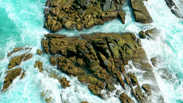 MARQUIS LOS CABOS BCS MEXICO-2021: Coastal Waves Breaking on Rocky Formations