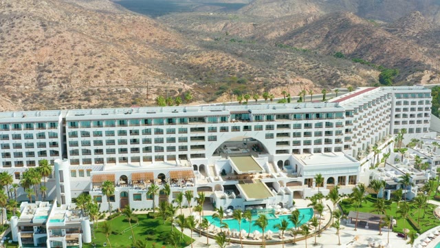 MARQUIS LOS CABOS BCS MEXICO-2021: White Hotel Complex with Pools and Desert Mountains