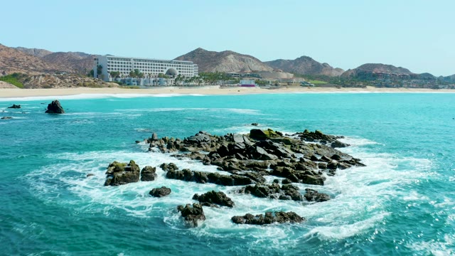 MARQUIS LOS CABOS MEXICO-2021: Rocks and Turquoise Ocean Waves at the Beach