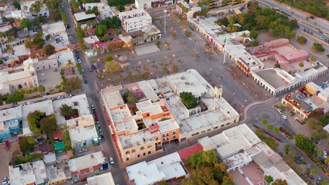 SAN JOSE DEL CABO MEXICO-2021: City Square and Buildings in Descending Aerial