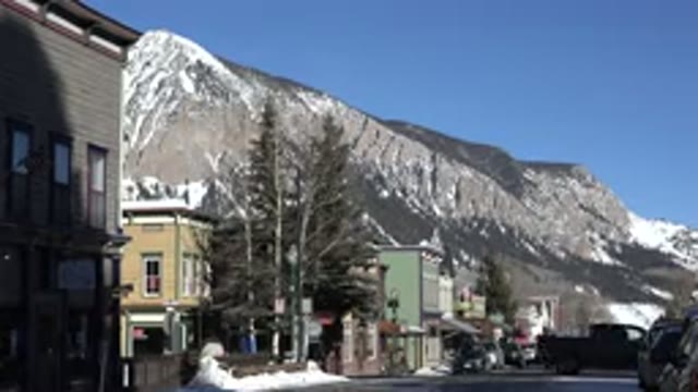 CRESTED BUTTE COLORADO-2015: Mountains Beginning To Be Covered By Snows In The