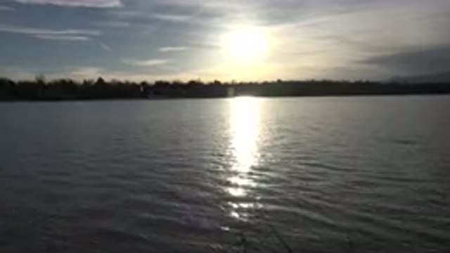 WESTMINSTER COLORADO-2015: Spectacular Images of a Lake Reflecting the Sunlight