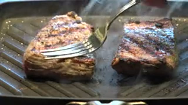 WESTMINSTER COLORADO-2015: Grill Meat Inside With A Fork
