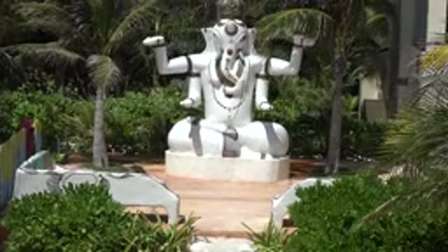 PLAYA DEL CARMEN MEXICO-2015: A Indian Sculpture On A Platform During A Heavy