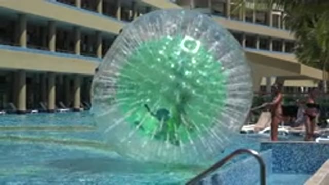 PLAYA DEL CARMEN MEXICO-2015: Person Playing In The Recreational Area Of A Hotel