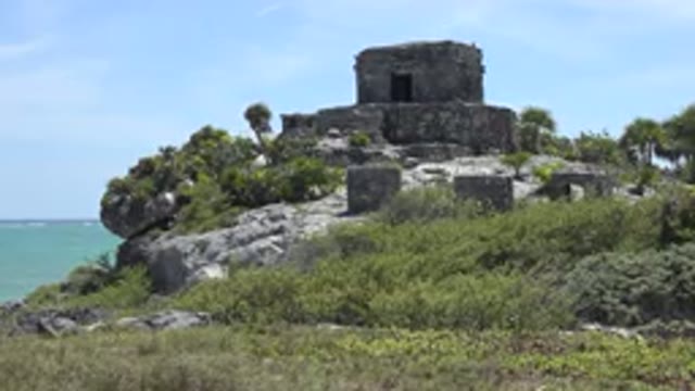 TULUM MEXICO-2015: A Fortress Situated At The Top Of A Small Hill Near To The Sea