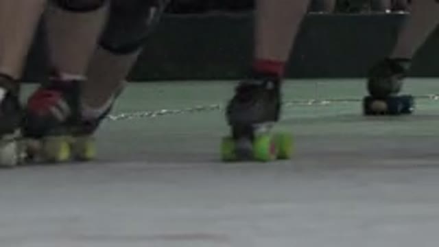 DENVER COLORADO-2015: Enjoying The Hobby Of Lots Of People Roller Skating