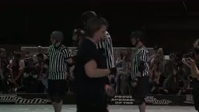 DENVER COLORADO-2015: Roller Race with Striped Athletes in Public Event