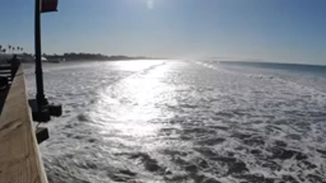 PISMO BEACH CALIFORNIA-2019: Beautiful Sea Waves During Early Morning