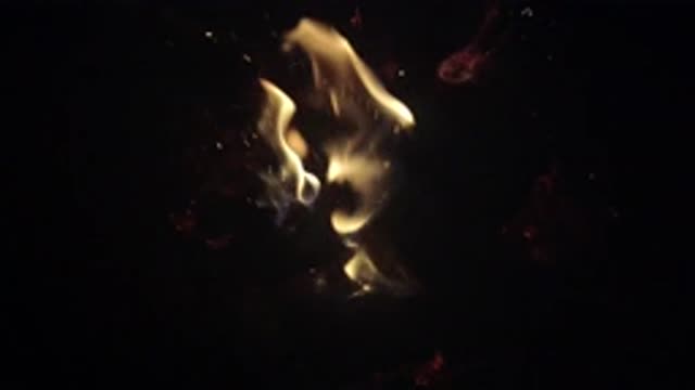 OJAI CALIFORNIA-2019: Five Second Three Dancing Flames Light Fire Sparks