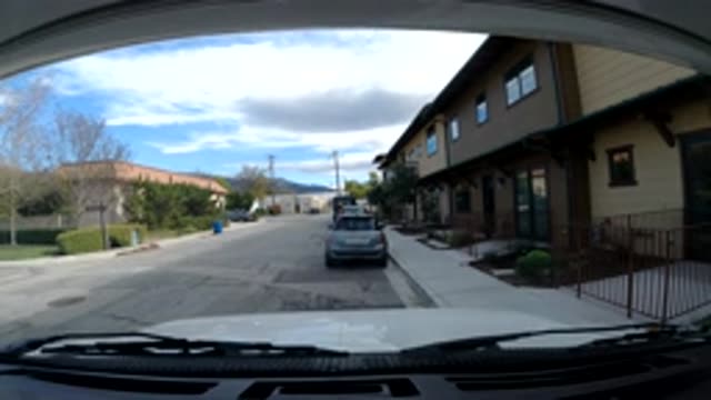 OJAI CALIFORNIA-2019: Vision Of Everyday Life From The Windshield Of The Car