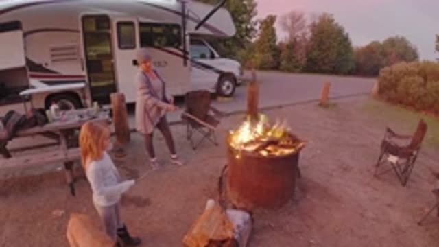 SAN CLEMENTE CALIFORNIA-2019: Family Camping In Winter With Bonfire And Lots Of