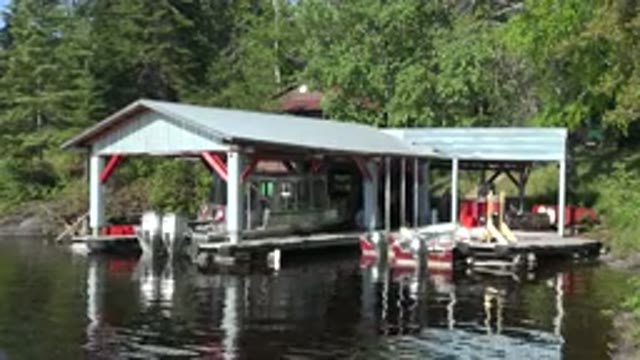 RED LAKE CANADA-2015: Small Dock Housing Boats And Ready To Enjoy For People