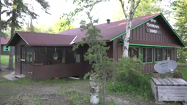RED LAKE CANADA-2015: A Beautiful Country House Surrounded By Greenery