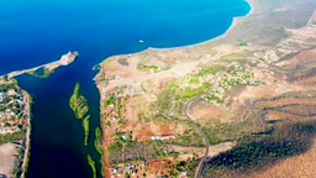 MULEGE BCS MEXICO-2022: Boat Moving in Coastal Waterway