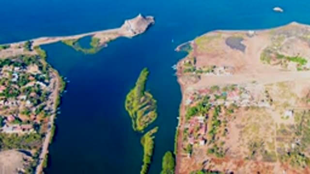 MULEGE BCS MEXICO-2022: Boat Navigating Coastal Waterway