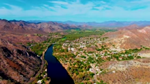 MULEGE BCS MEXICO-2022: Winding River in Arid Mountain Valley