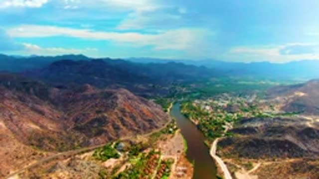 MULEGE BCS MEXICO-2022: Winding River in Mountain Valley