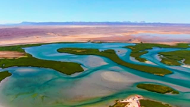 Winding Waterways and Desert with Vanishing Structure