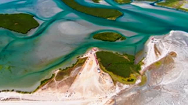 Tidal Water Level Changes on a Sandy Coast